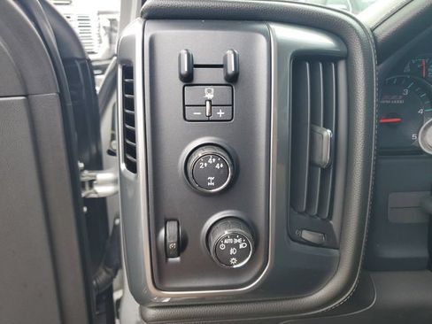 Used 2016 Chevrolet Silverado 2500 LTZ w/ Duramax Plus Package AWD/4WD image 20