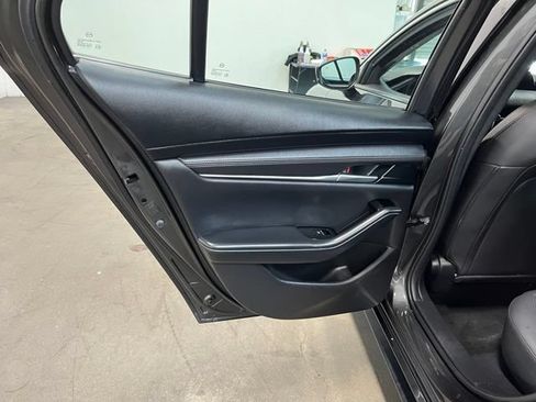 Used 2024 MAZDA MAZDA3 s FWD image 19