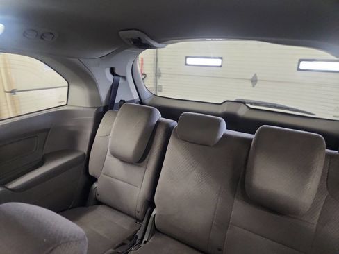 Used 2016 Honda Odyssey SE image 11