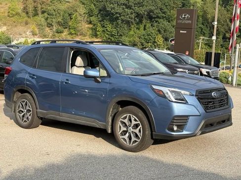 Used 2024 Subaru Forester Premium AWD/4WD image 5