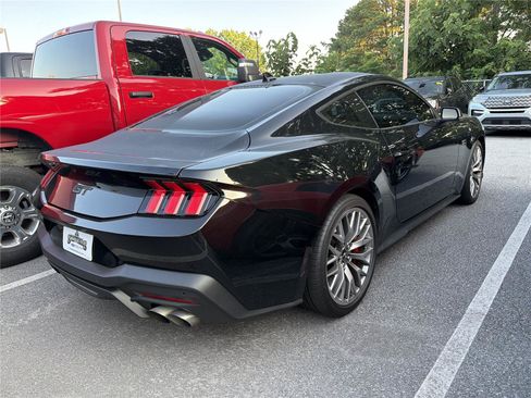 Used 2024 Ford Mustang GT Premium RWD image 4
