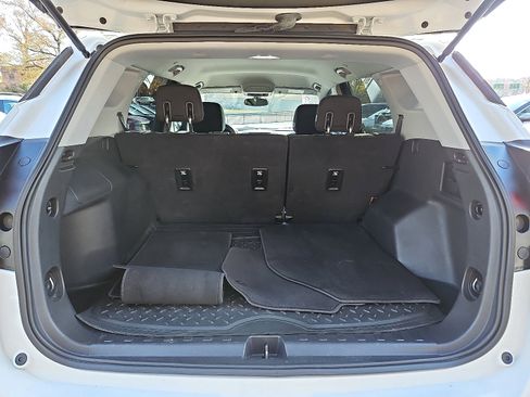 Used 2019 GMC Terrain SLE image 27