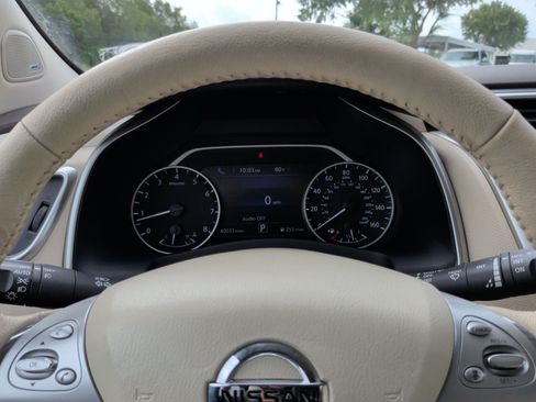 Used 2018 Nissan Murano Platinum w/ Cargo Package FWD image 16