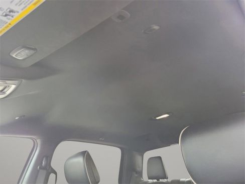 Used 2024 RAM 1500 Laramie image 12