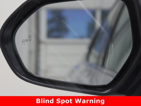 Used 2024 Toyota Camry XLE image 23