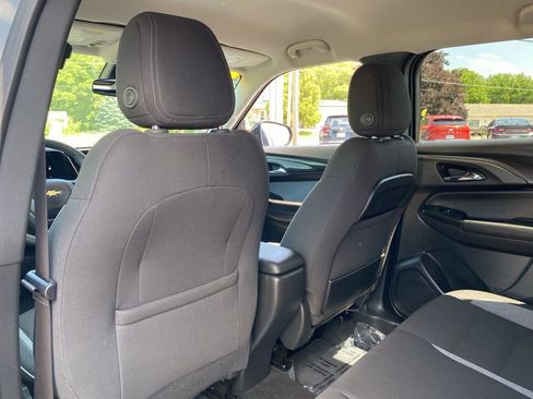 Used 2024 Chevrolet TrailBlazer LT w/ Driver Confidence Package image 20