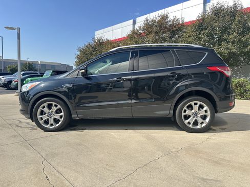 Used 2015 Ford Escape Titanium FWD image 8