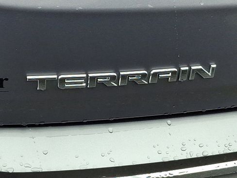 Certified 2021 GMC Terrain SLT image 32