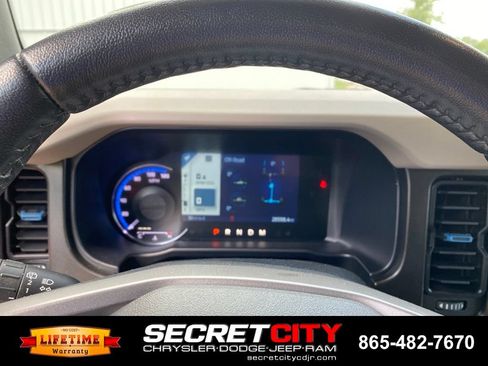 Used 2022 Ford Bronco Wildtrak AWD/4WD image 18