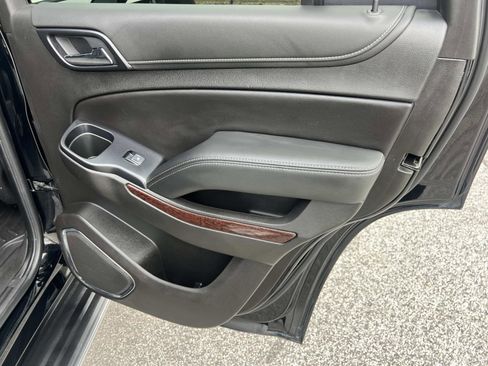 Used 2020 GMC Yukon SLE image 16