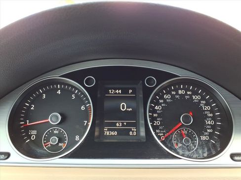 Used 2016 Volkswagen CC R-Line image 25