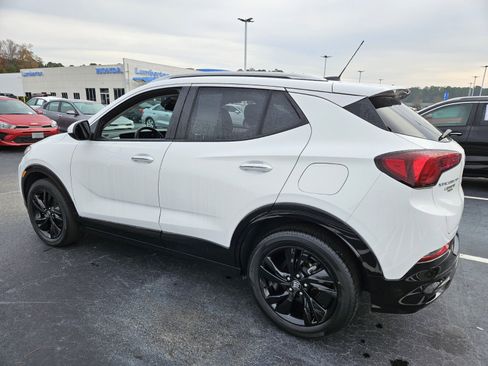 Used 2024 Buick Encore GX Sport Touring w/ Comfort Package image 5