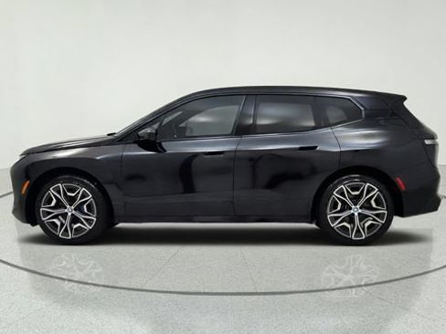 Used 2024 BMW iX xDrive50 w/ Premium Package AWD/4WD image 5