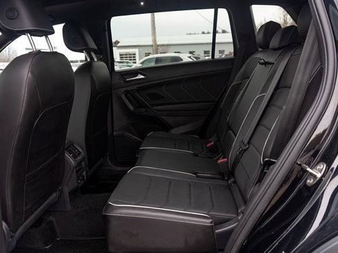 Certified 2024 Volkswagen Tiguan SEL R-Line AWD/4WD image 23