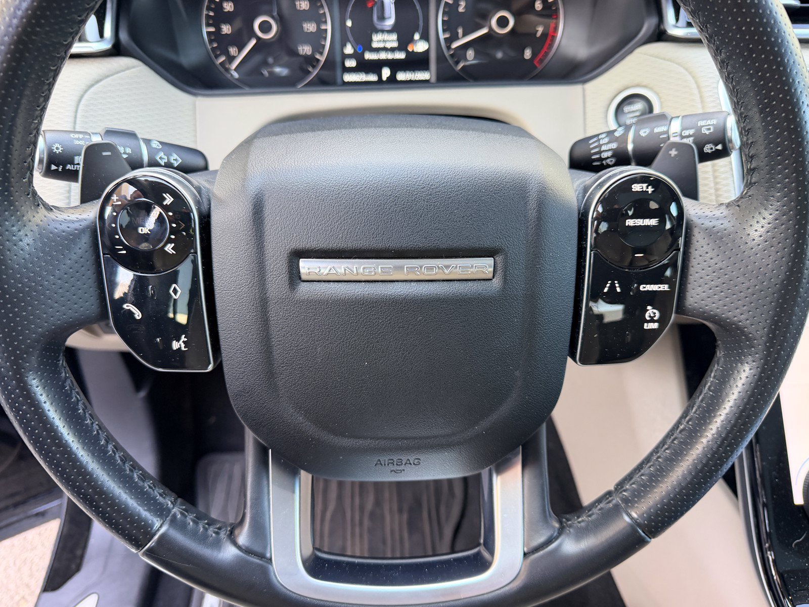 Used 2018 Land Rover Range Rover Velar S AWD/4WD image 10