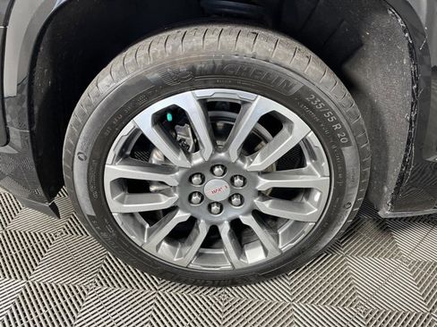 Used 2021 GMC Acadia Denali w/ Denali Ultimate Package image 11