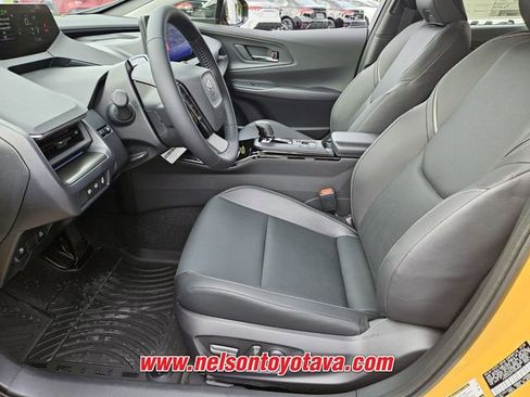 New 2026 Toyota Prius Plug-In Hybrid FWD image 6