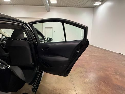 Used 2024 Toyota Corolla LE FWD image 65
