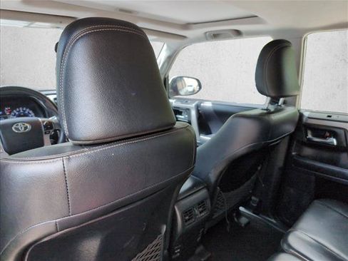 Used 2019 Toyota 4Runner Limited AWD/4WD image 21