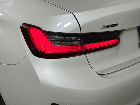 Used 2021 BMW 330i xDrive Sedan AWD/4WD image 40