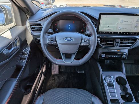 Certified 2023 Ford Escape ST-Line Select w/ Tech Pack #1 image 19