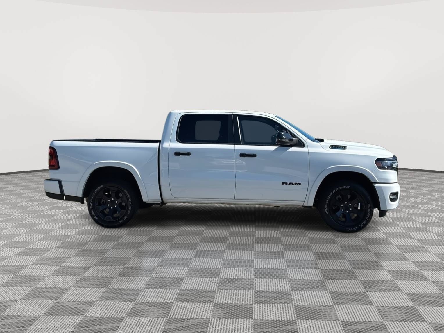 Used 2025 RAM 1500 Big Horn AWD/4WD image 5