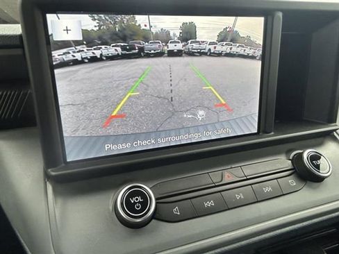 Used 2022 Ford Maverick XL image 17