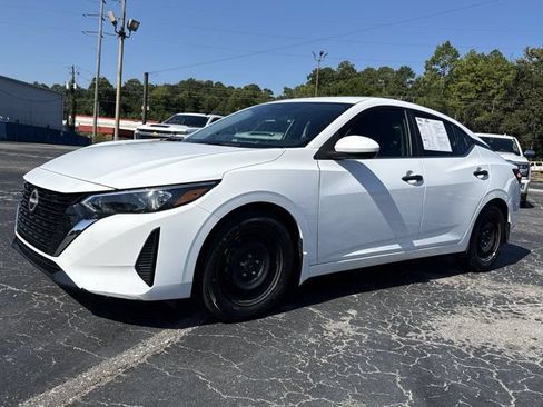Used 2025 Nissan Sentra S FWD image 1