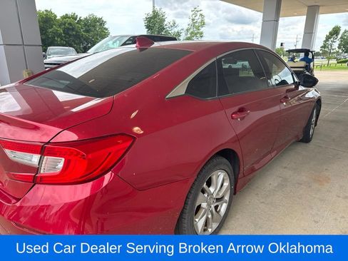 Used 2019 Honda Accord LX image 6