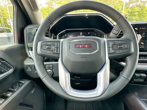 New 2026 GMC Sierra 2500 SLT w/ SLT Premium Package AWD/4WD image 18