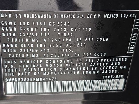Used 2023 Volkswagen Tiguan SE w/ Panoramic Sunroof Package FWD image 36