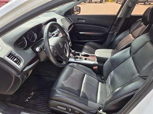 Used 2015 Acura TLX w/ Technology Package FWD image 10