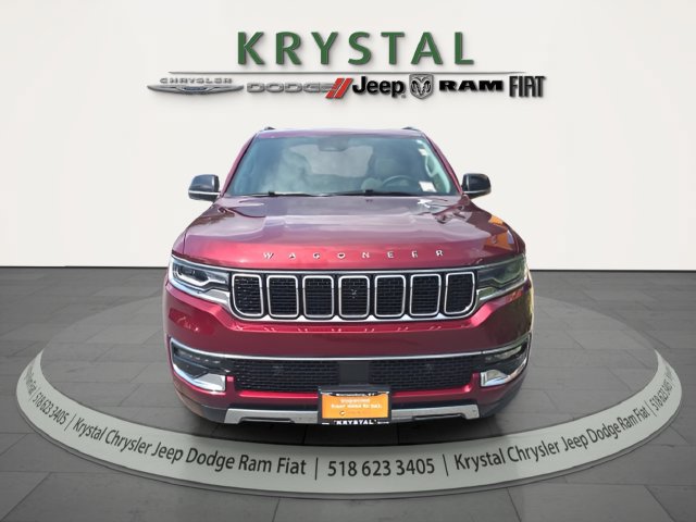 Used 2023 Jeep Wagoneer Series III w/ Premium Group I AWD/4WD image 2