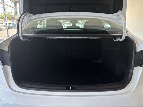 Used 2023 Toyota Corolla LE image 15