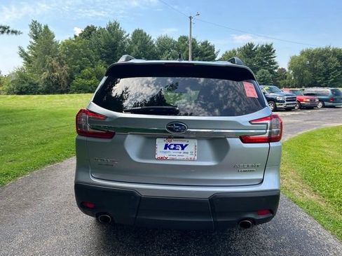 Used 2023 Subaru Ascent Limited AWD/4WD image 4