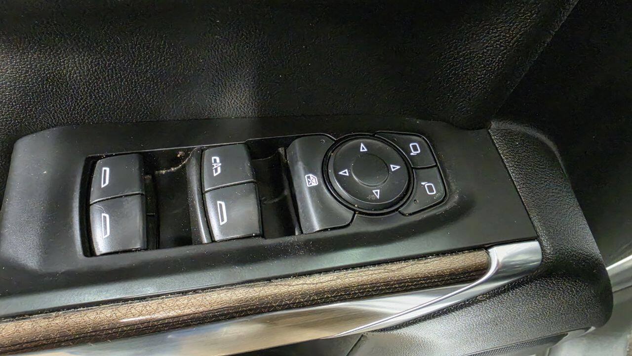 Used 2019 Chevrolet Silverado 1500 LT w/ All-Star Edition AWD/4WD image 21