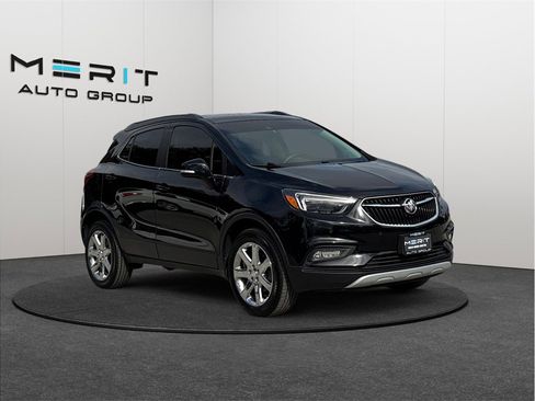 Used 2018 Buick Encore Premium image 1