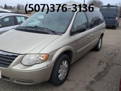 Used 2005 Chrysler Town & Country Touring w/ Leather Interior Group