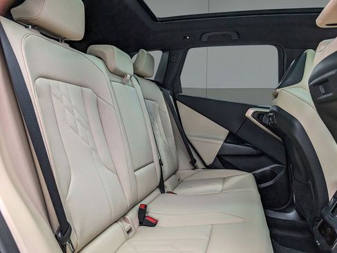 New 2025 BMW X3 xDrive30i w/ Convenience Package image 21