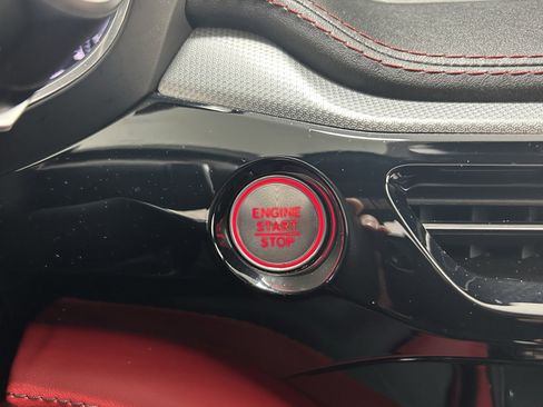 Used 2022 Acura MDX A-Spec image 16