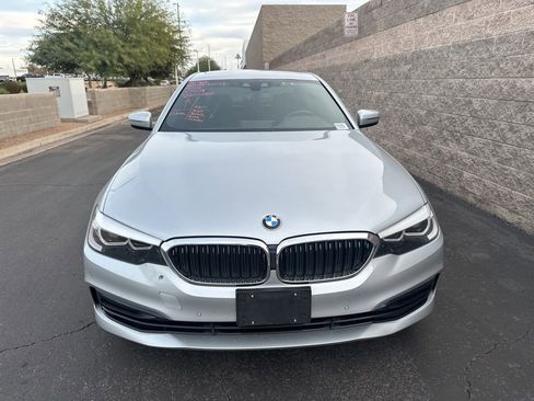 Used 2019 BMW 530e xDrive w/ Convenience Package image 2