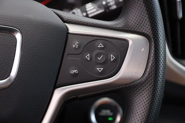 Used 2024 GMC Terrain SLE FWD image 12