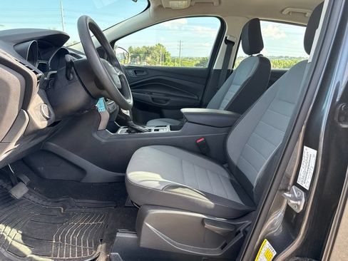 Used 2019 Ford Escape S FWD image 6
