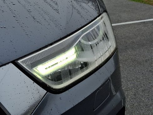 Used 2016 Audi Q3 2.0T Premium Plus w/ Technology Package image 10