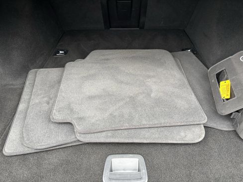 Used 2022 BMW 745e xDrive w/ M Sport Package image 34