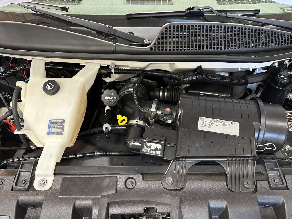 Used 2016 GMC Savana 2500 RWD image 19