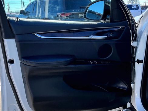 Used 2015 BMW X6 xDrive35i image 21