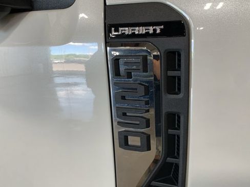Used 2023 Ford F250 Lariat w/ Lariat Ultimate Package AWD/4WD image 32