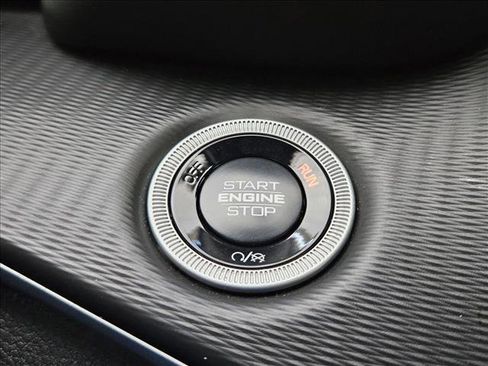 Used 2025 Jeep Grand Cherokee L Altitude AWD/4WD image 14