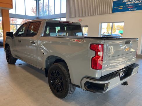 Used 2024 Chevrolet Silverado 1500 Custom image 7